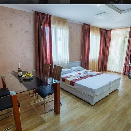 Бахами Резиденс 3* Slăntjev Brjag
